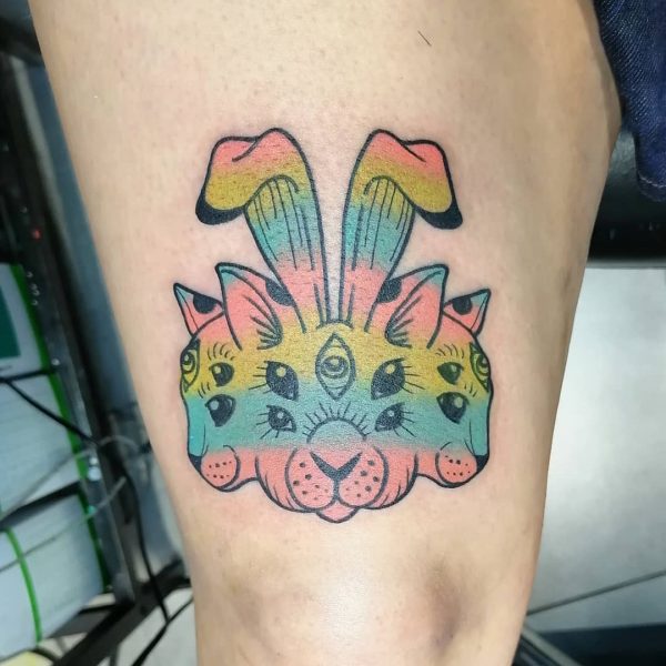 Cabbit Tattoo logo tatuoituna